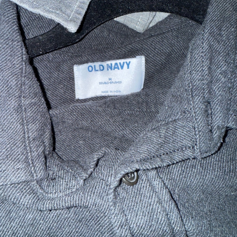 Old Navy Gray Button-Up Shirt bundle. Size Medium - Picture 12 of 12